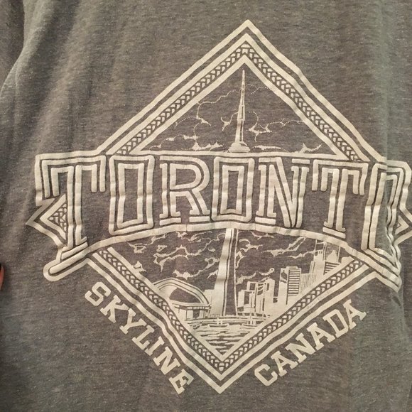 Toronto Skyline Ringer T - Picture 2 of 4